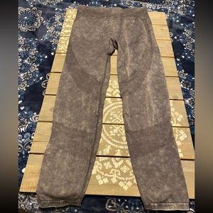 Victoria Secret Pink Seamless Leggings - Size Large